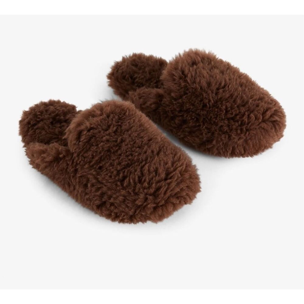 EXPRESS Fuzzy Teddy Slippers Brown Women’s Medium 7-8 NEW